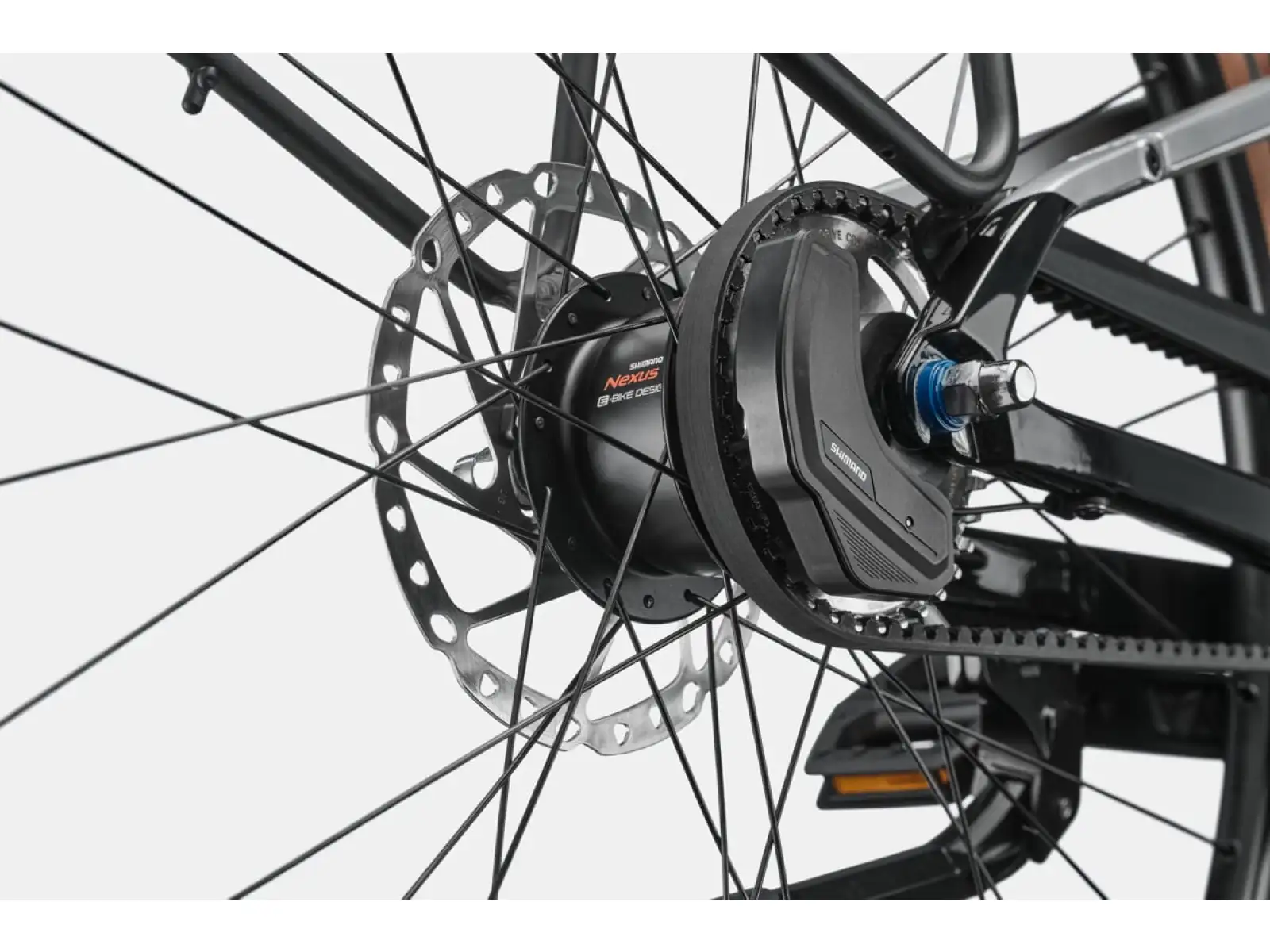 Cannondale FlyingV 1 Silver city lightweight e-bike