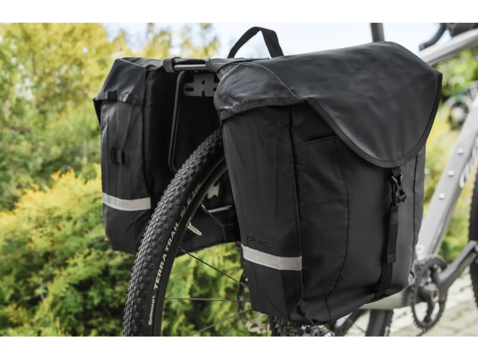 Force Haul double pannier bag for rear rack 2x8 l black