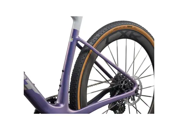 Giant Revolt Advanced SL 1 gravel bike Tempest Purple