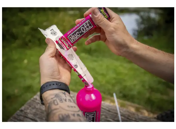 Muc Off Bottle for Life + Punk Powder bike cleaning bottle and powder set