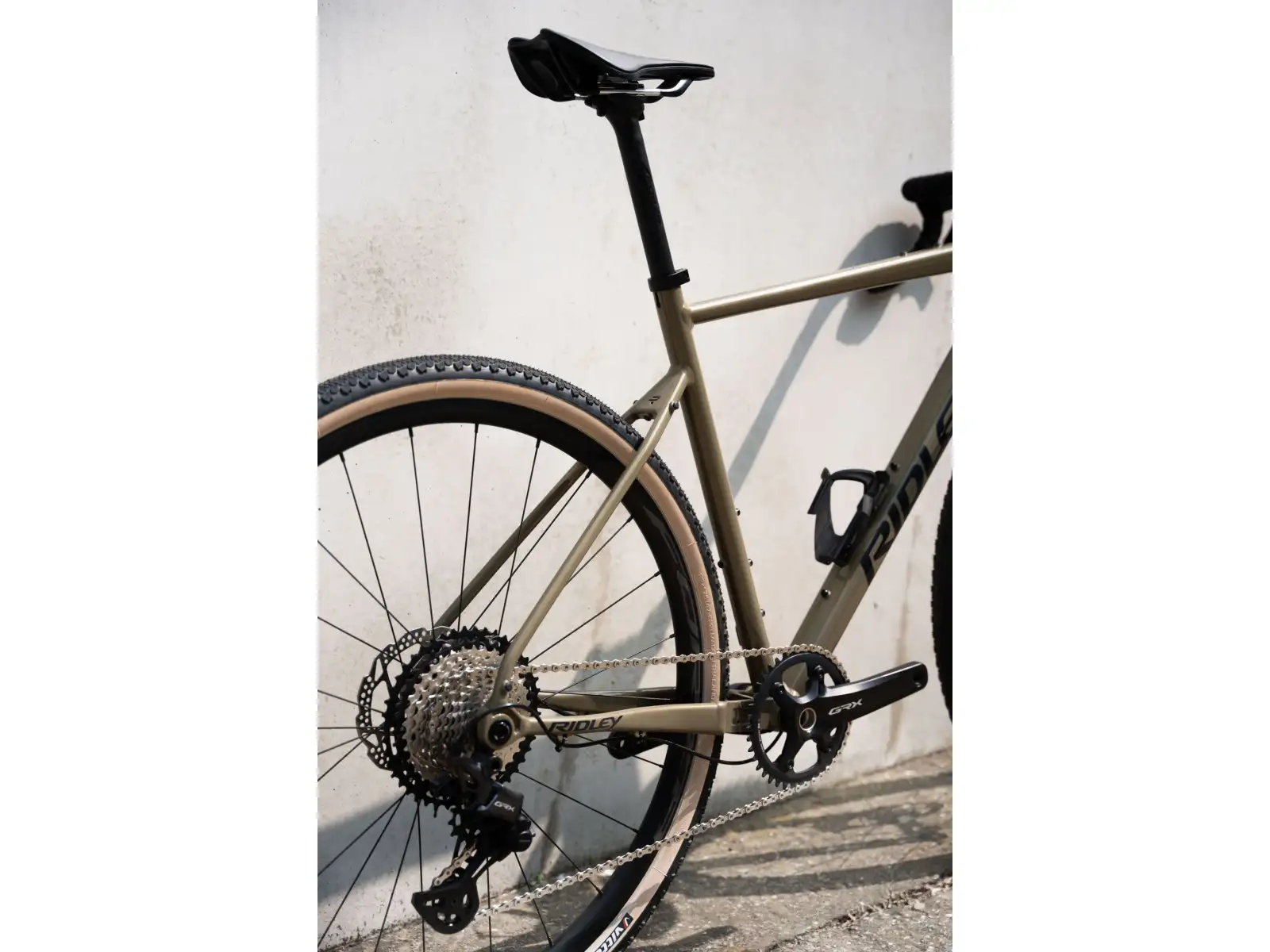Ridley Kanzo Adventure Alu GRX400 gravel bike Bronze Green/Black