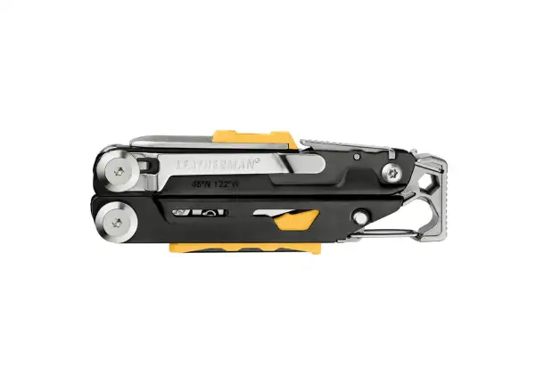 Leatherman Signal multitool
