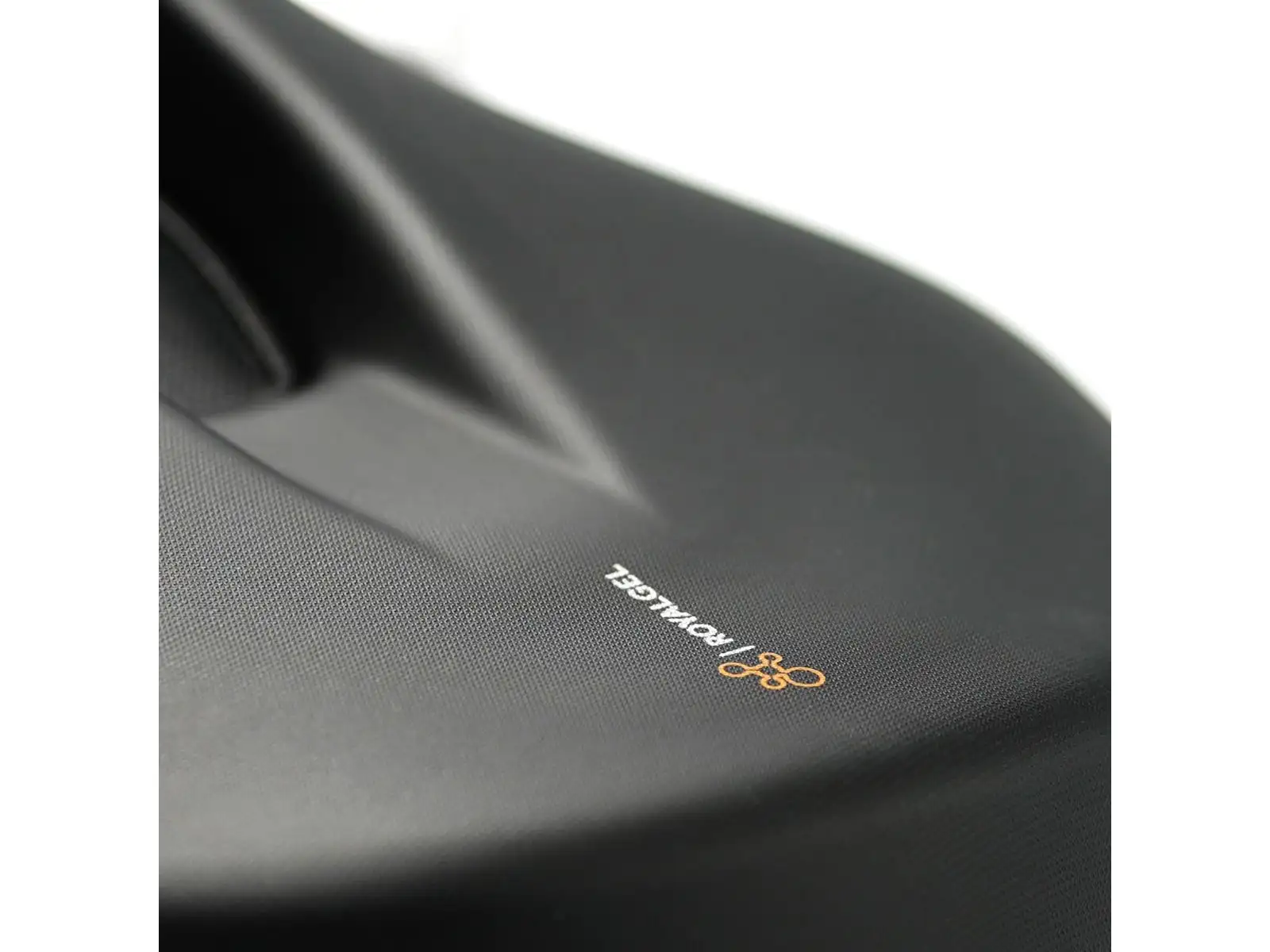 Selle Royal On Open Relaxed saddle černá