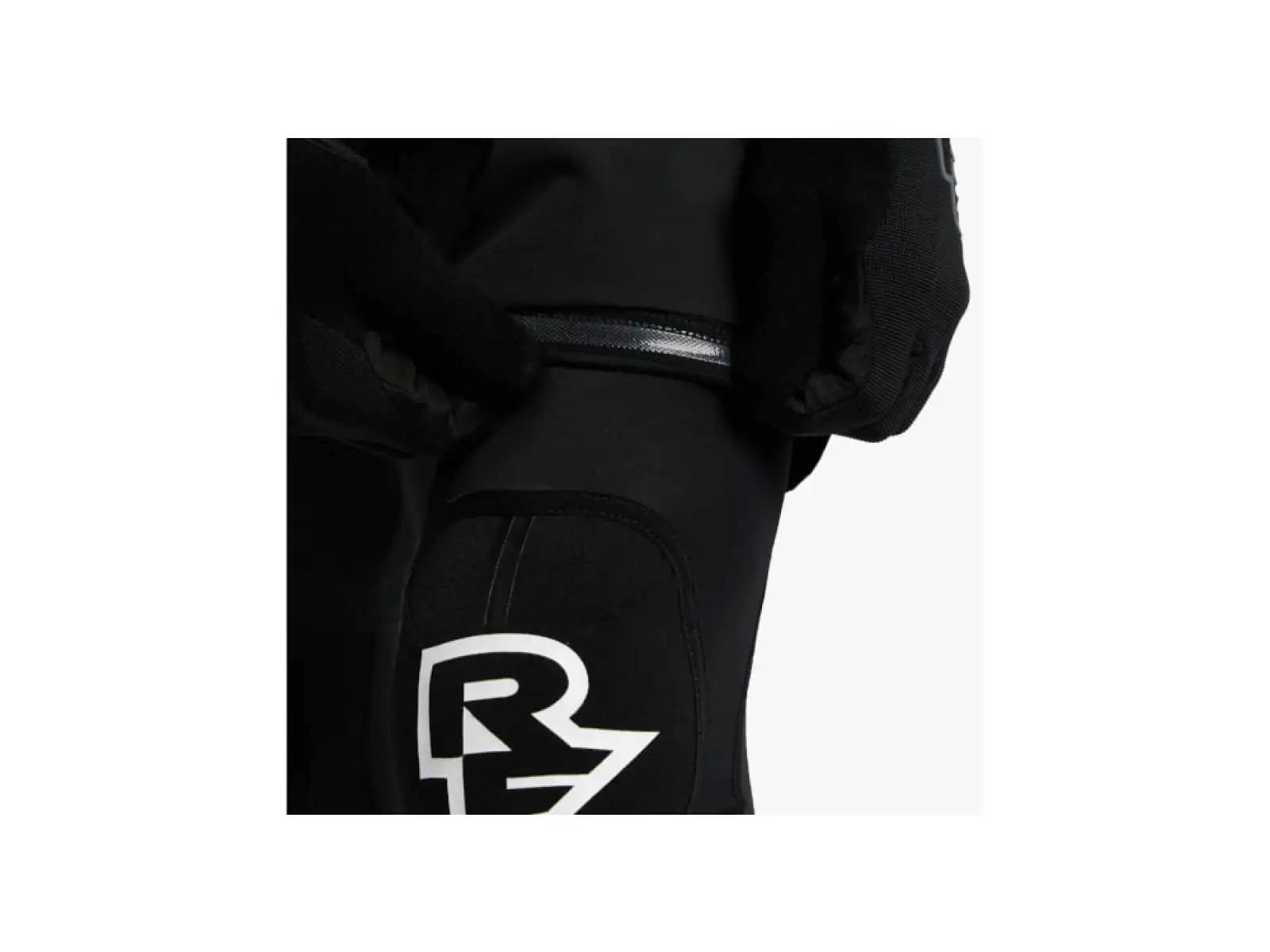 Race Face Indy knee guards stealth