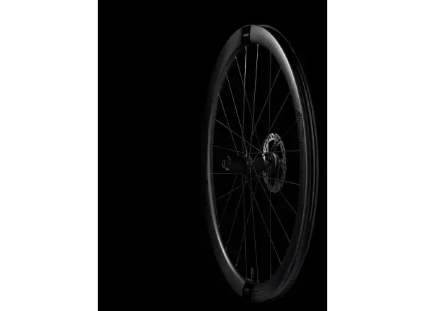 FFWD RYOT44 DT240 2:1 EXP road wheelset clincher MattBlack freehub Shimano HG11