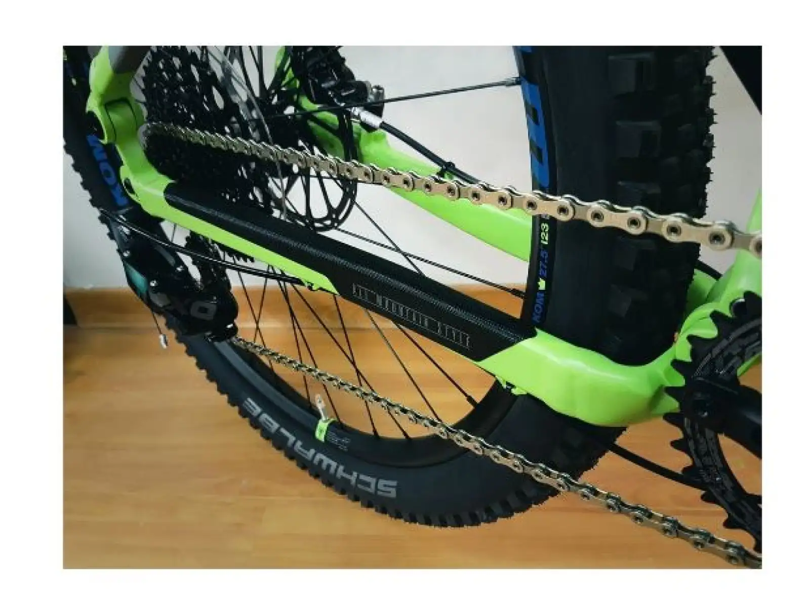 All Mountain Style chainstay protectors Mazel/Black