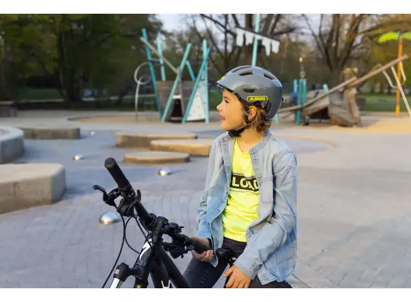 Abus Smiley 3.0 ACE LED kids helmet Velvet Black