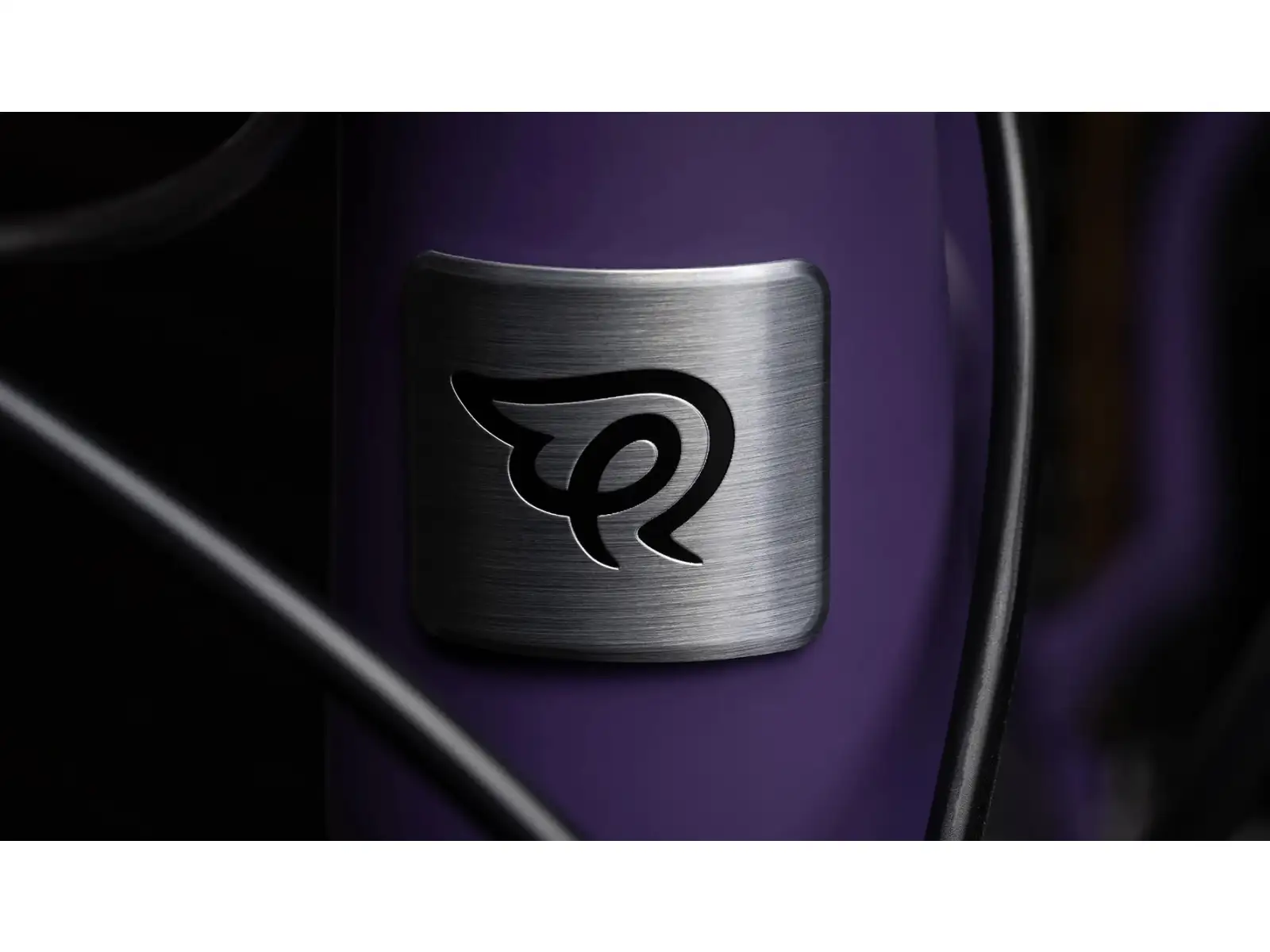 Early Rider Hellion 24 kids bike Electric Purple