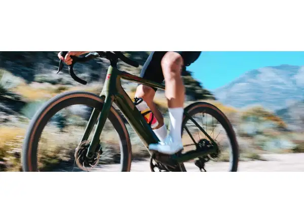 Cervélo Rouvida Red XPLR AXS 1 road e-bike Black Cherry