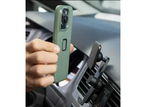Peak Design Car magnetic phone mount with wireless charging Black