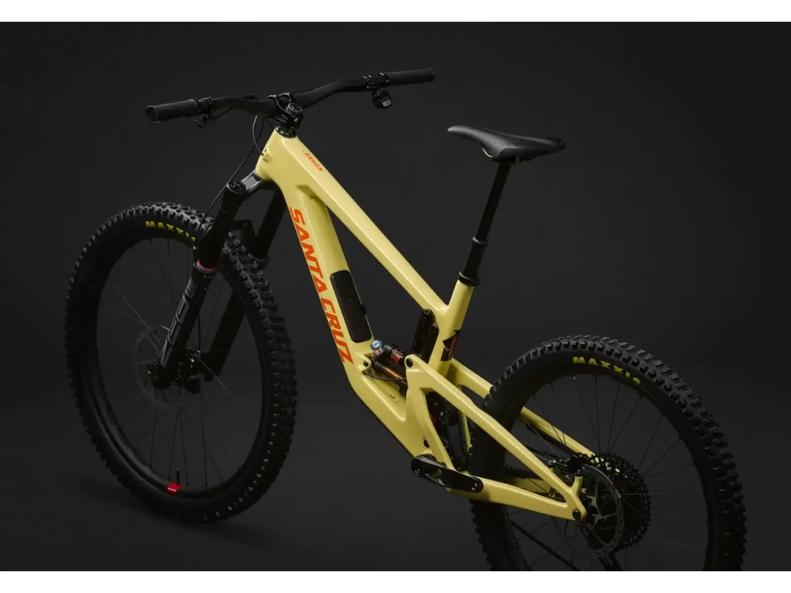 Santa Cruz Nomad 6 CC MX X0 AXS Coil full suspension bike Yellow