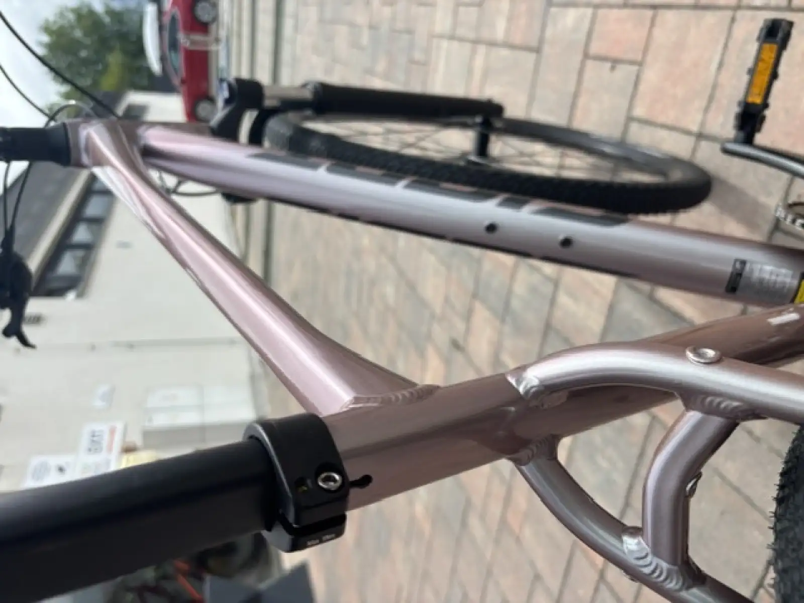 Giant Roam 3 trekking bike Shell White