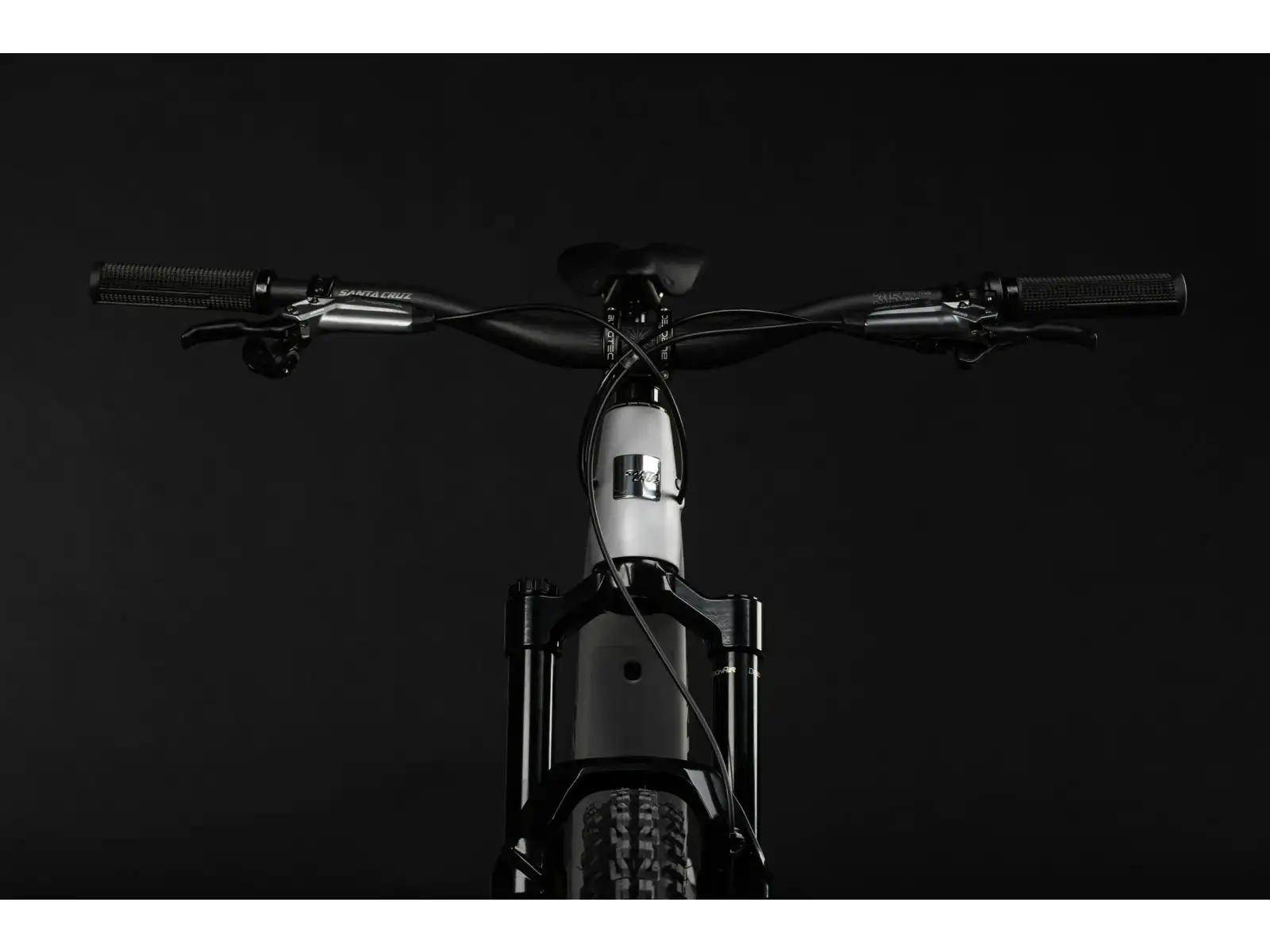 Santa Cruz Heckler SL 1 CC XX AXS RSV full-suspension e-bike Matte Silver