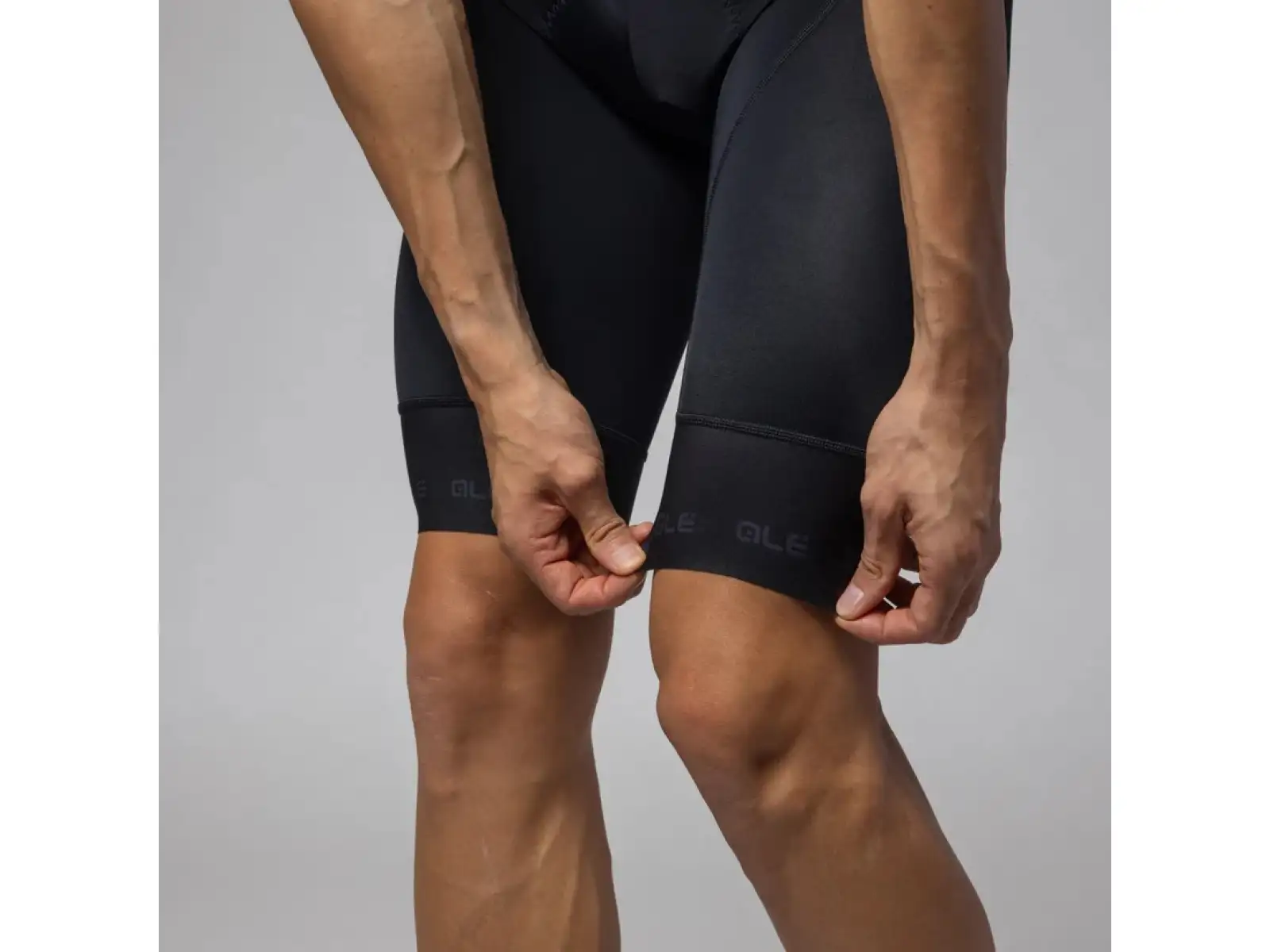 Alé PR-E Strada 2.0 men's shorts with insert and bib Black