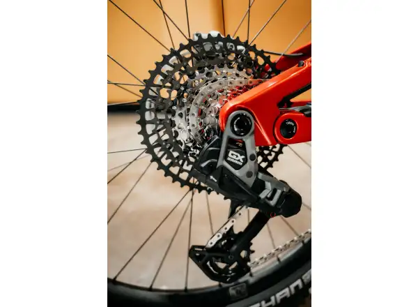 Nukeproof Mega Carbon Pro 290 T-GX full-suspension bike Red
