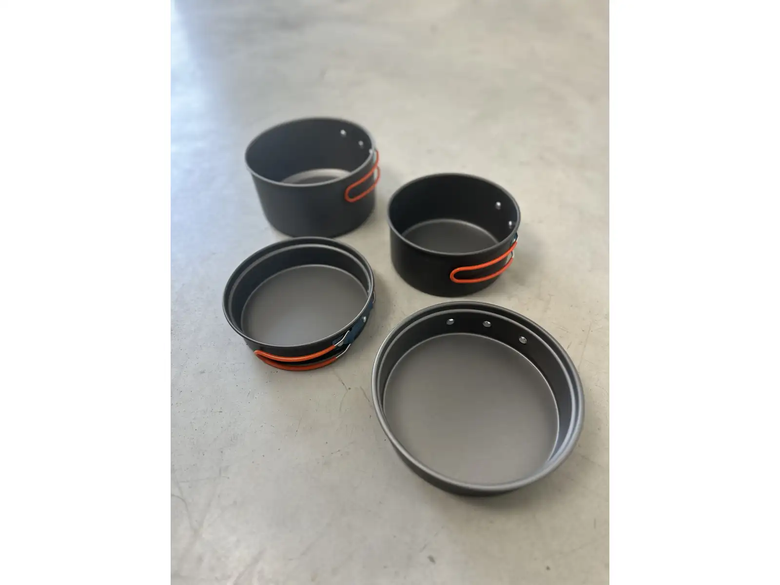2117 of Sweden True North Cookware Set