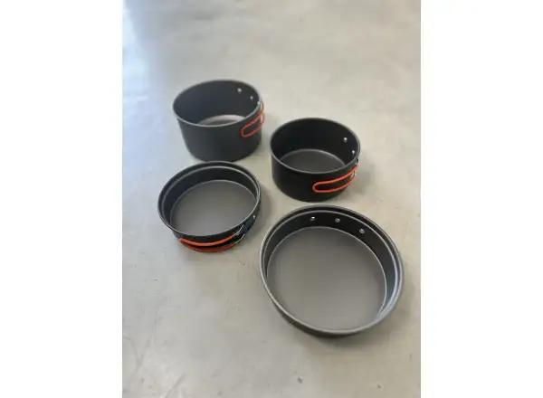 2117 of Sweden True North Cookware Set