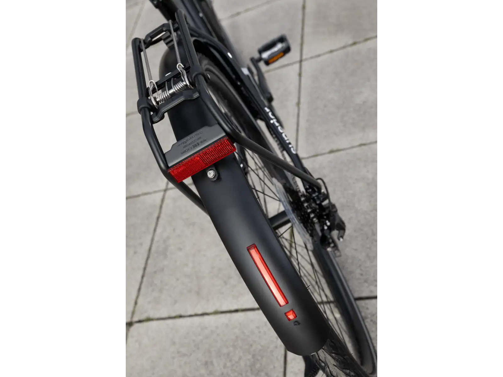 Superior Blox 6.7 T city bike Gloss Metallic Black