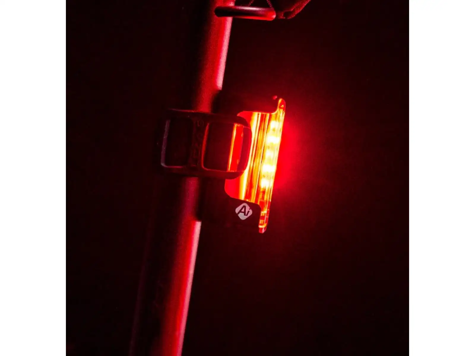 Lezyne Strip Pro Ai Allert 400+ Rear Light