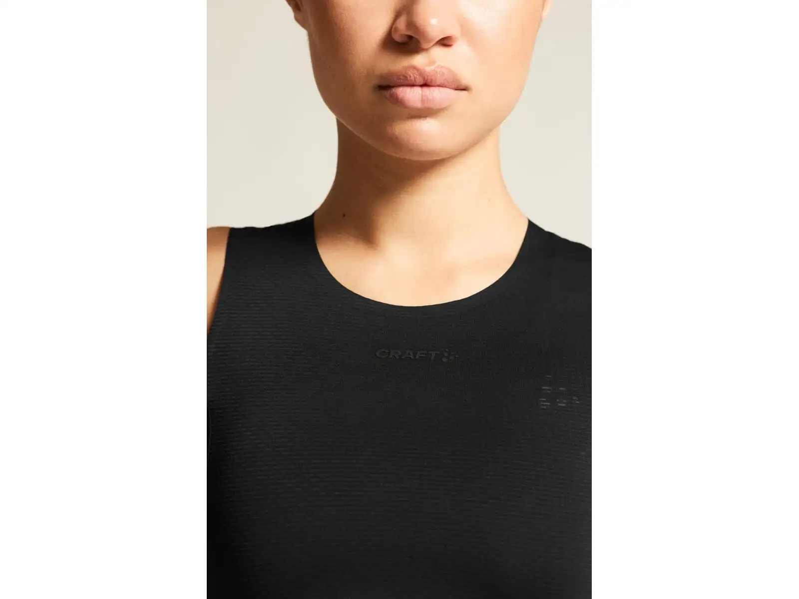 Craft Pro Dry Nanoweight women's sleeveless shirt black
