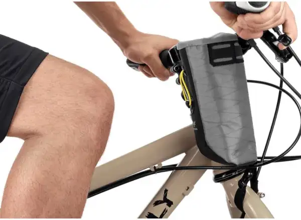 Apidura backcountry food pouch handlebar bag 1.2 l