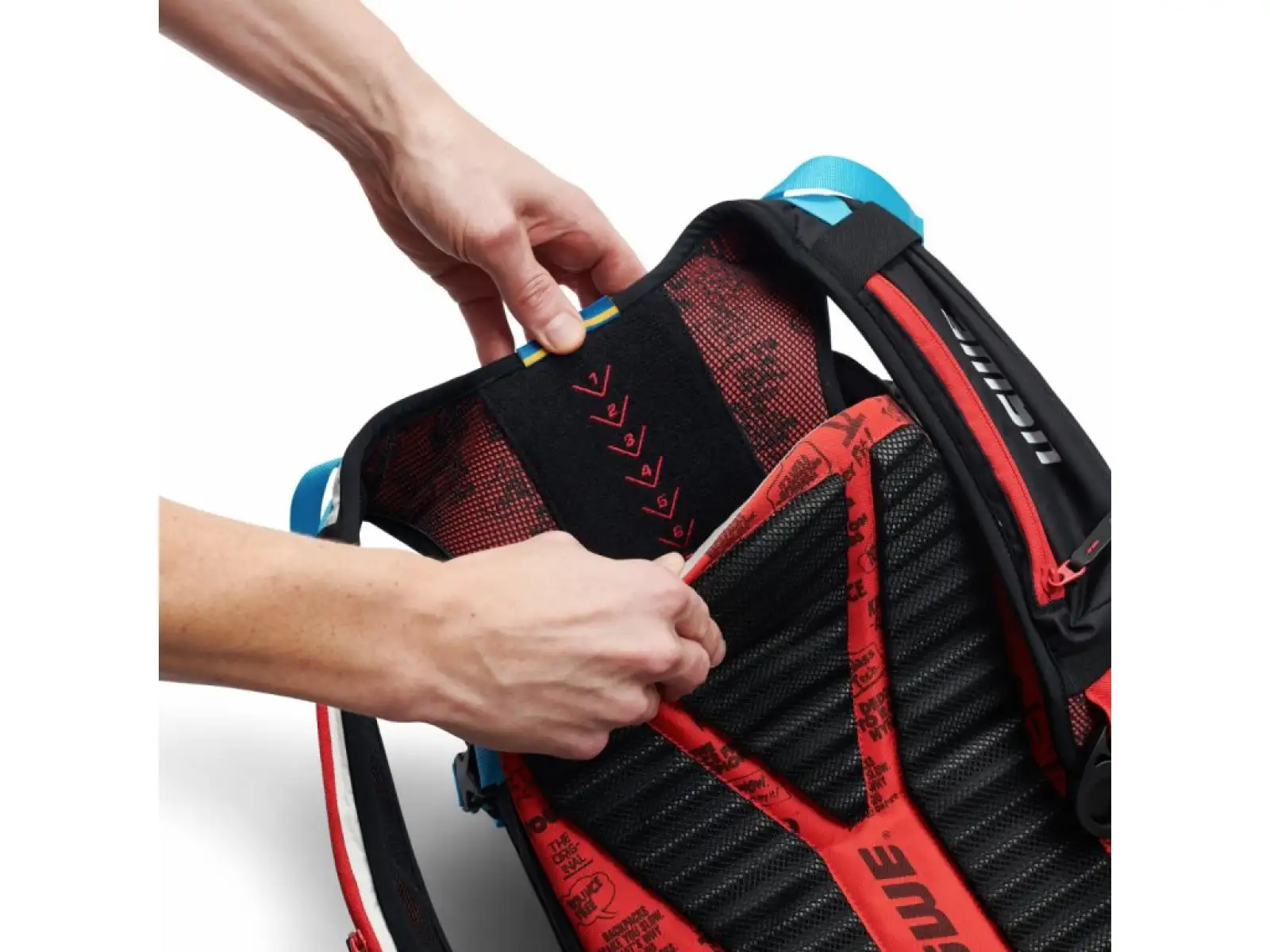 USWE Hajker 18 multisport backpack Carbon black 2x500ml size S