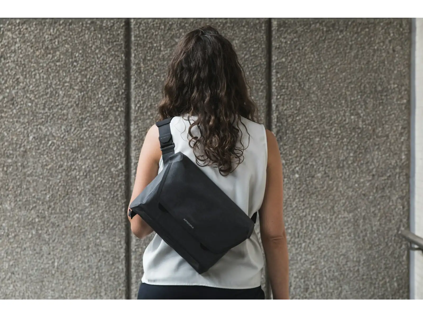 Apidura City Messenger backpack 11"