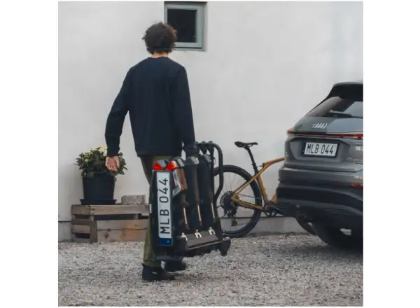 Thule EasyFold XT Black/Silver carrier for 2-3 bikes on tow bar