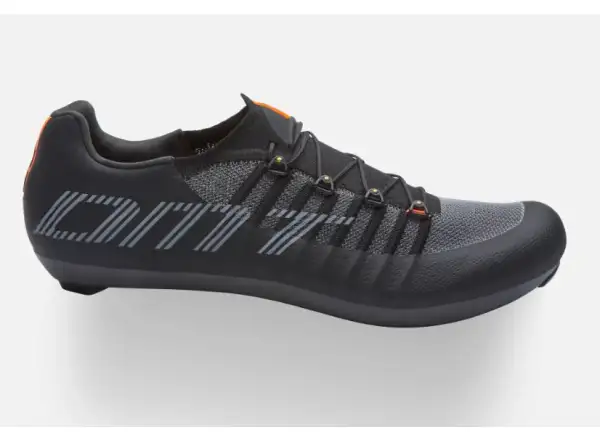 DMT Scarpe Pogi's road men's cycling shoes black
