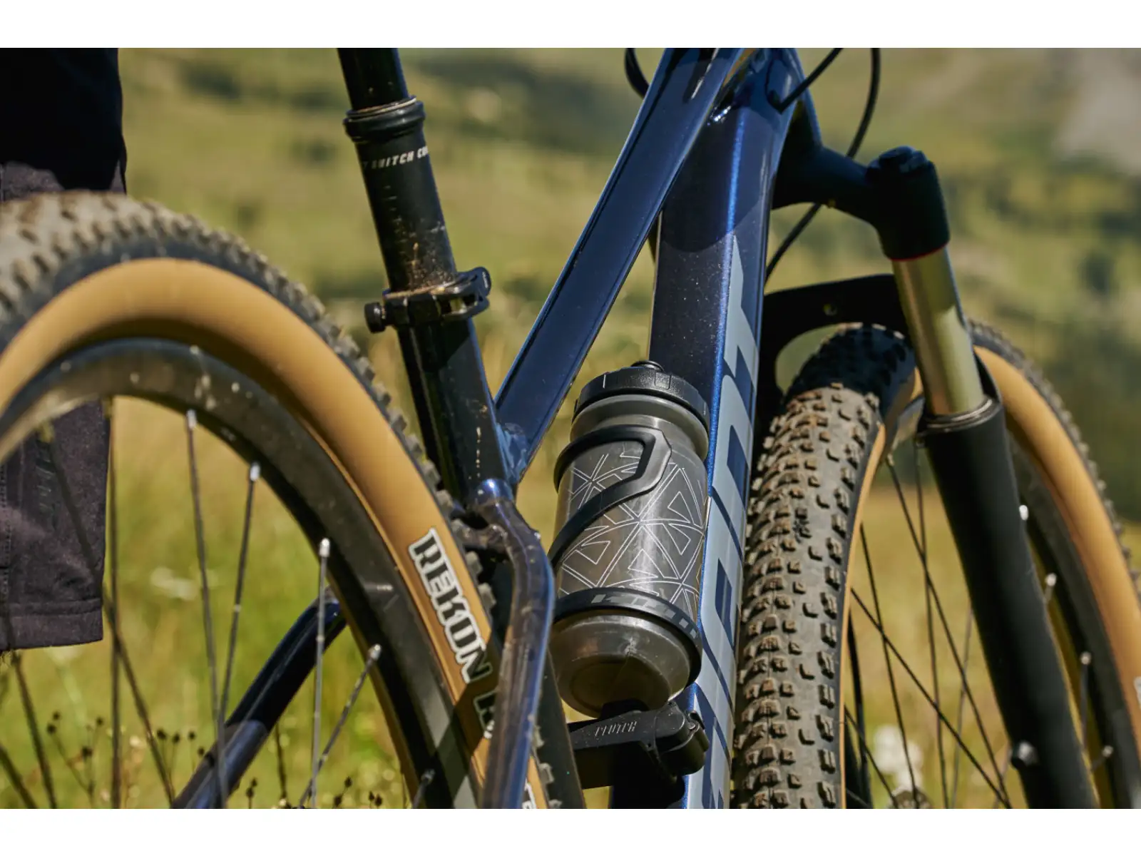 Giant Talon 0 mountain bike 29" Ultra Navy