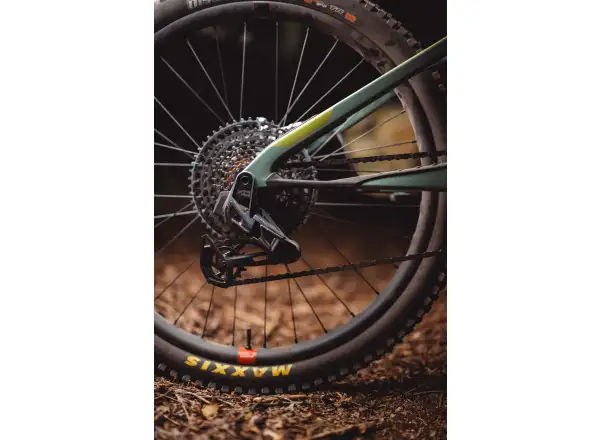 Cannondale Moterra SL Carbon 1 lightweight full-suspension e-bike JDE