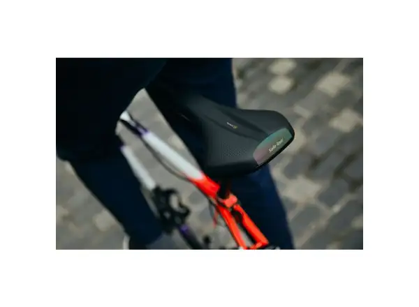 Selle Royal Vivo Athletic saddle black