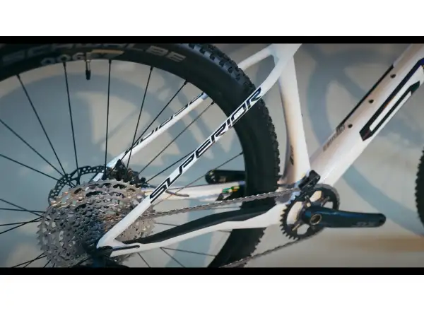 Superior XP 969 mountain bike Gloss White Metallic/Hologram Black