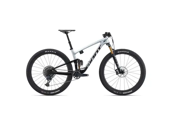 Giant Anthem Advanced Pro 29 1 mountain bike supernova