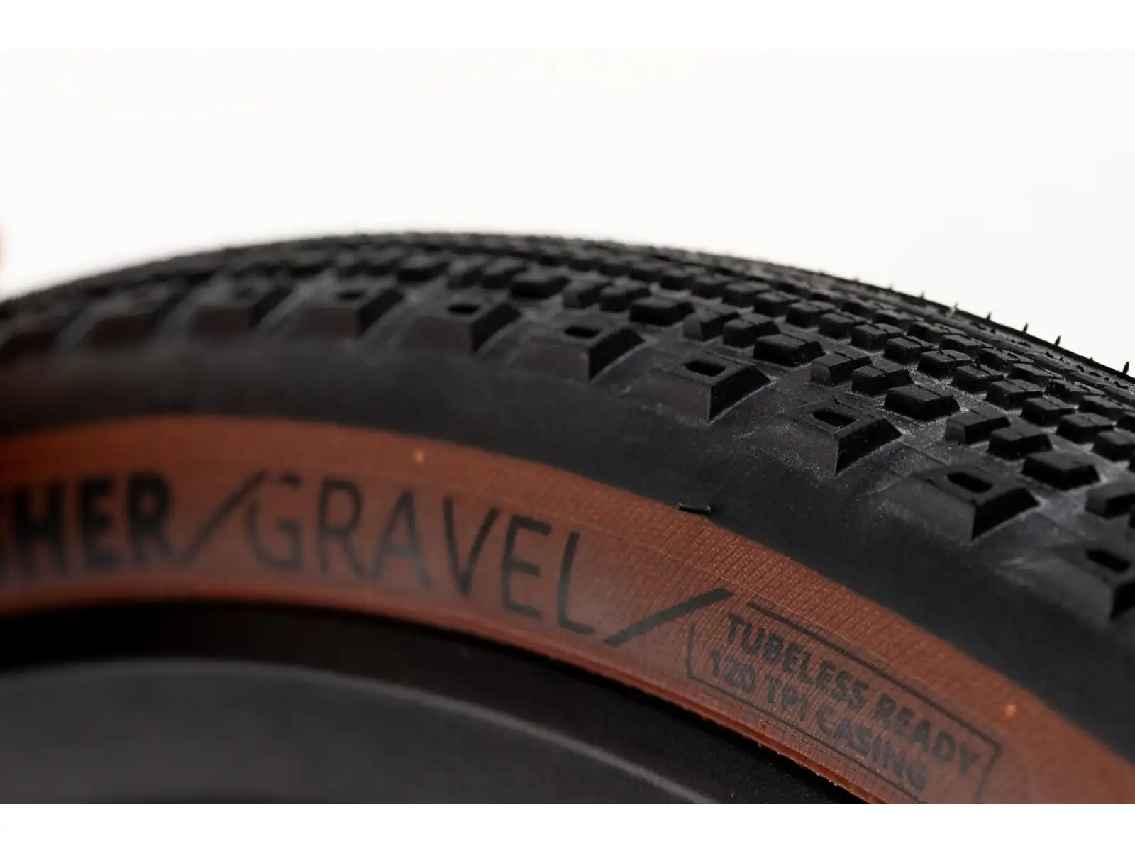 Kenda K-Series Crusher Gravel TR CSK 50-622 tire kevlar
