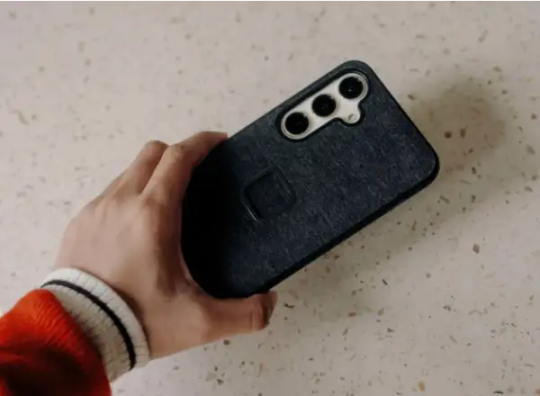 Peak Design Everyday Case for Samsung Galaxy S25 Charcoal
