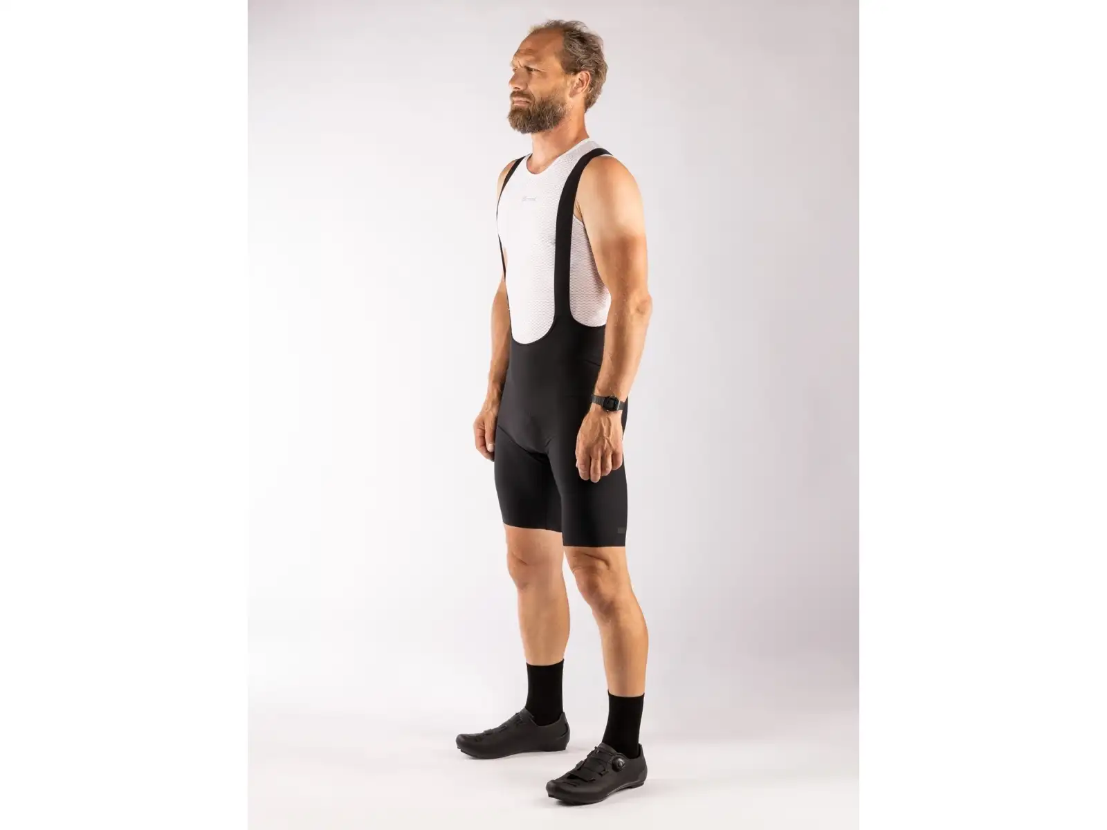Force Action shorts with braces and padding black