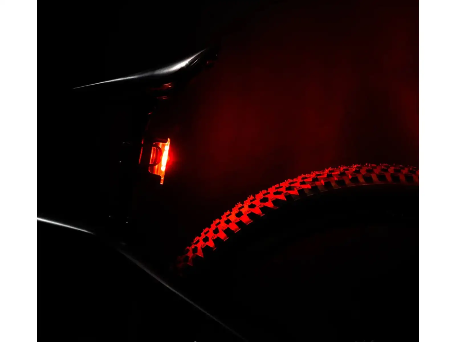 Lezyne Strip Drive Pro 400+ rear light black