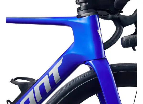 Giant Propel Advanced 1 road bike Aerospace Blue