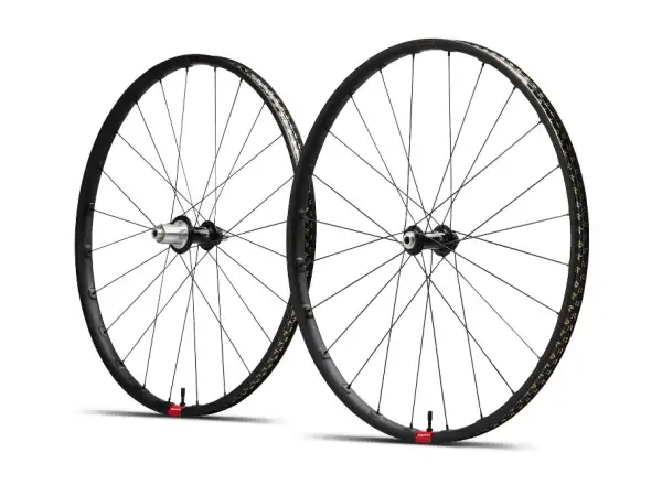 Reserve 25/GR 700c gravel carbon rim 24 holes