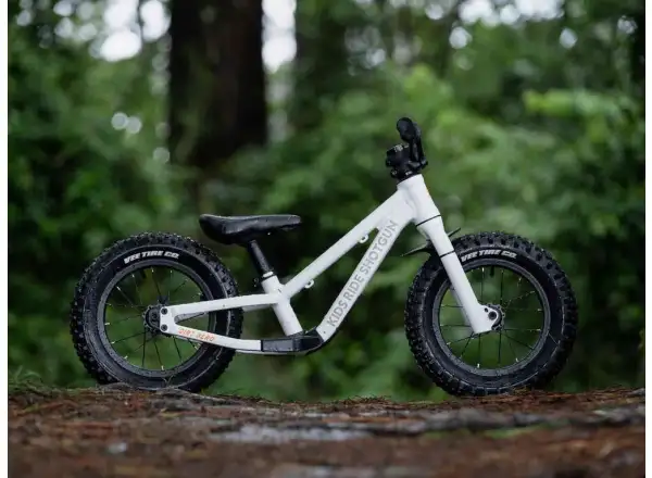 Kids Ride Shotgun Dirt Hero 14 balance bike with brake