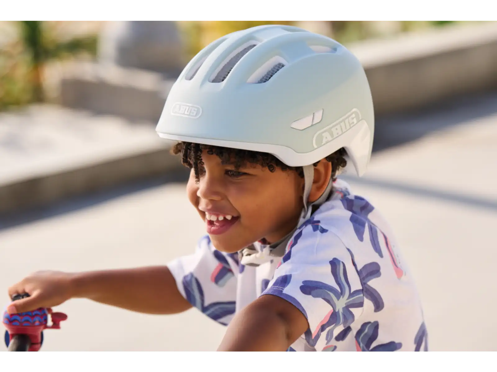 Abus Smiley 3.0 Ace LED children's helmet Pure Mint