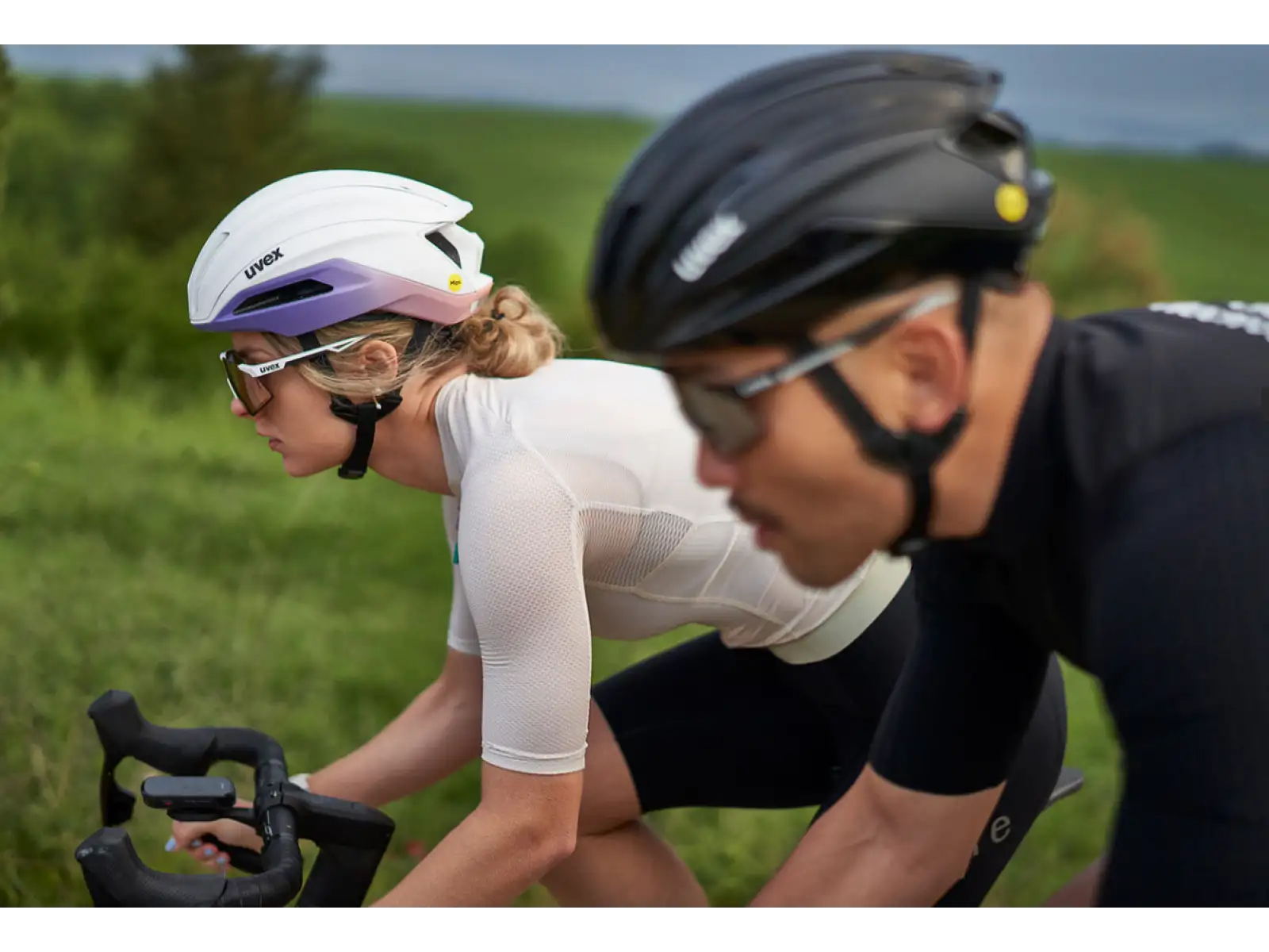 Uvex Surge Areo MIPS road helmet Warm Grey Matt