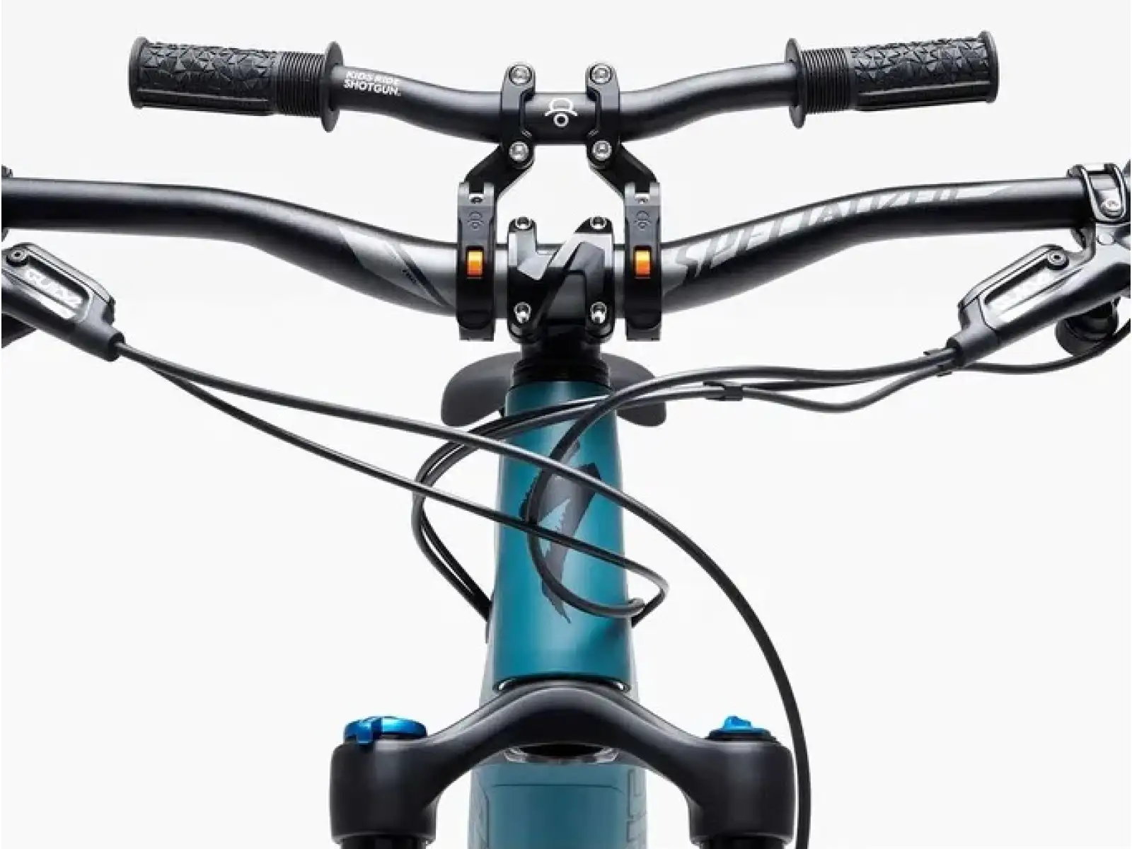 Kids Ride Shotgun Pro Combo child seat and handlebars on frame