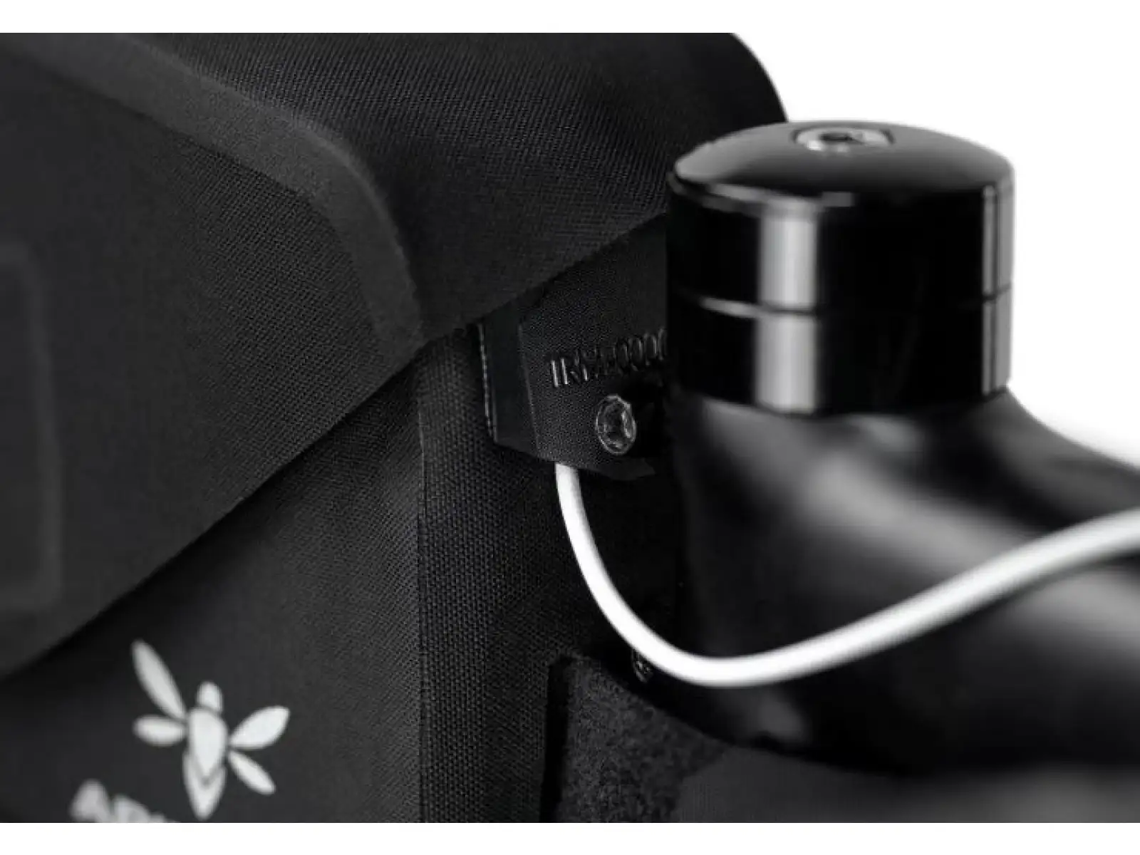 Apidura Racing top tube pack frame bag 1l