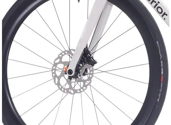 Superior RR 9.6 road bike Matte Carbon / White