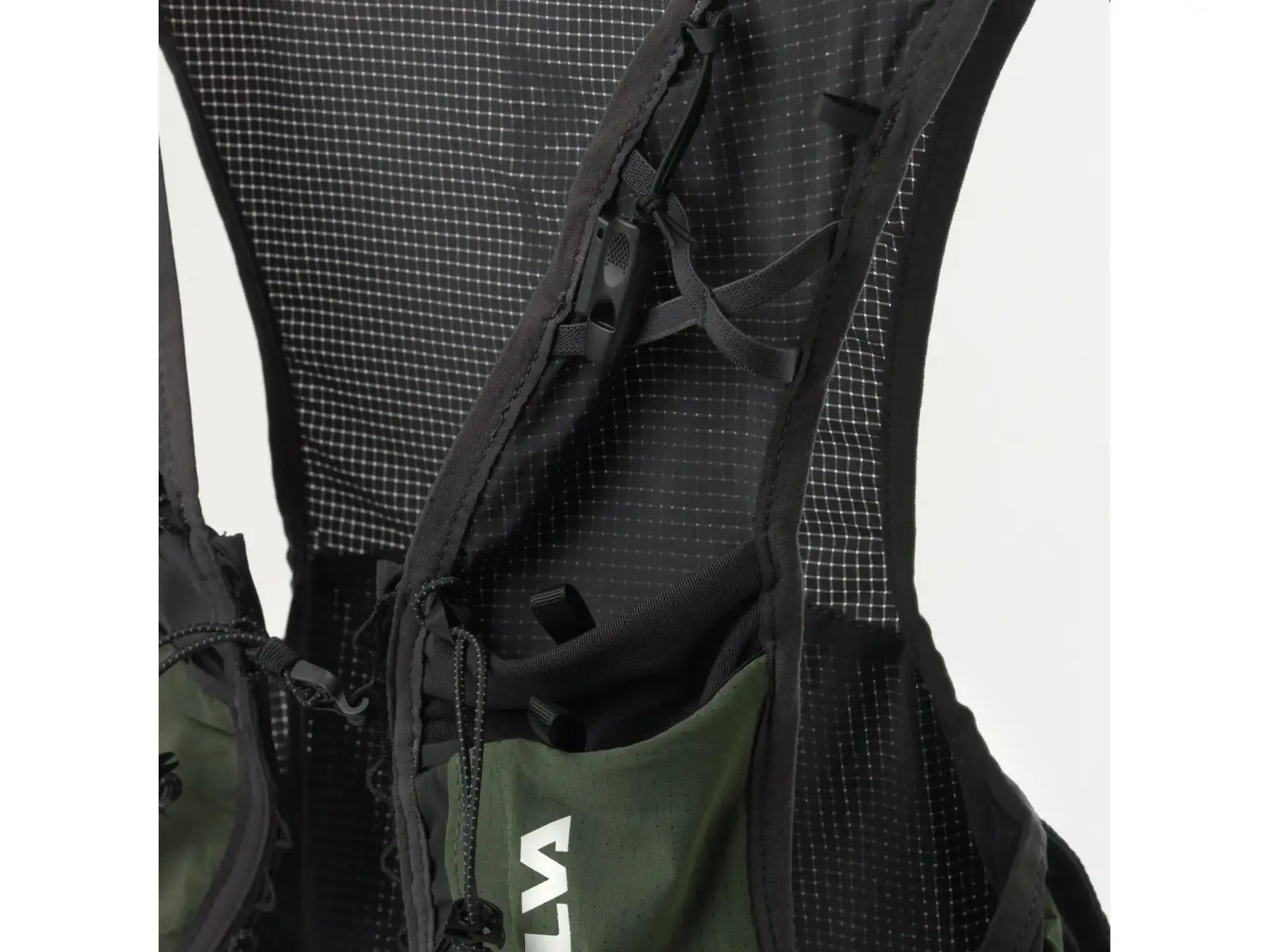 Silva Strive Fly Green running vest dark green