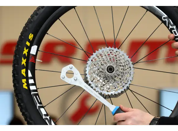 Unior cassette puller for 11/12-speed red
