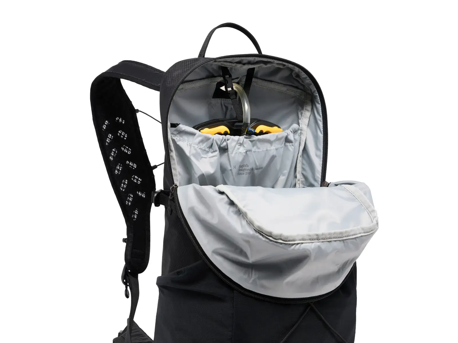 Haglöfs L.I.M Mountain Trail backpack 25 l True Black