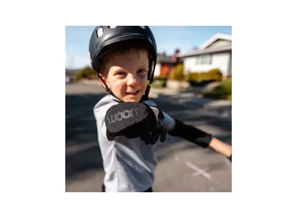 Woom Neebows children's elbow protectors